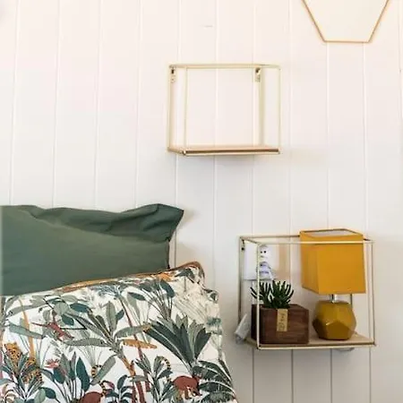 C'est L'amour A La 公寓 *