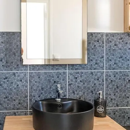 C'est L'amour à La Appartamento *